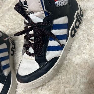 Adidas high tops Kids 1